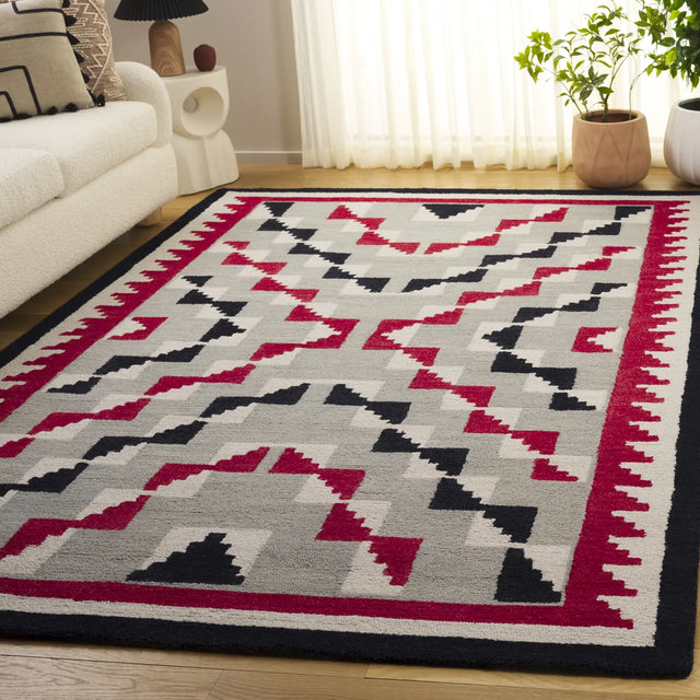 Safavieh Kenya 4'-0" x 6'-0" Rug in Red / Black