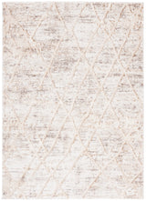 Safavieh Ravine Shag 4'-0" x 6'-0" Rug in Beige / Ivory