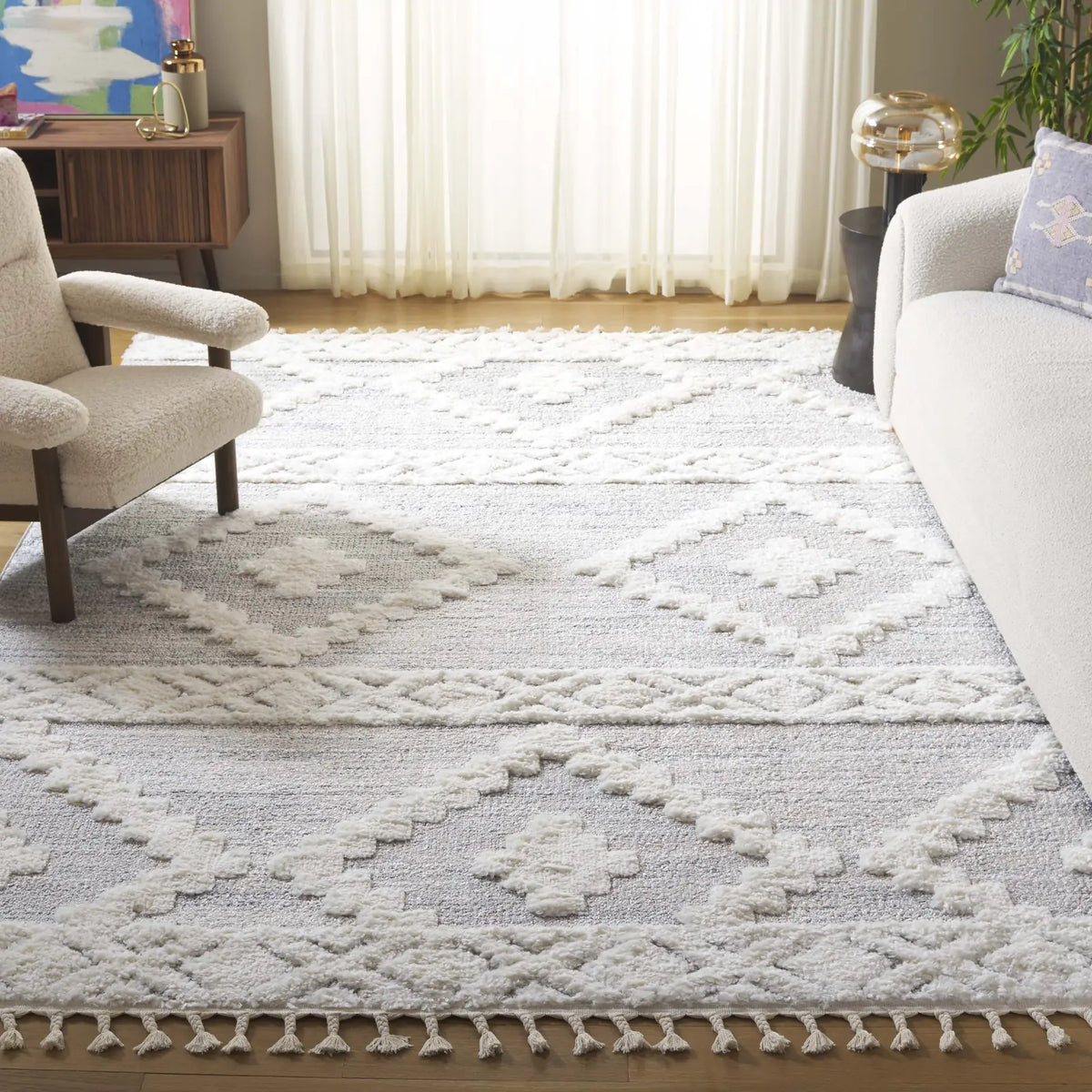 Safavieh Moroccan Tassel Shag 10'-0" x 14'-0" Rug in Ivory / Beige