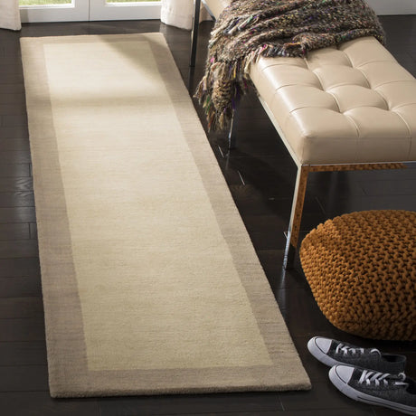 Safavieh Himalaya 2'-3" x 8'-0" Rug in Ivory / Beige