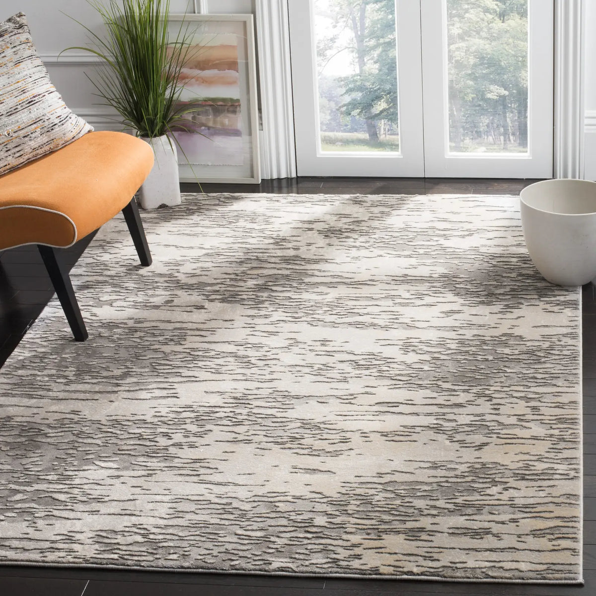 Safavieh Meadow 100 4'-0" x 6'-0" Rug in Grey