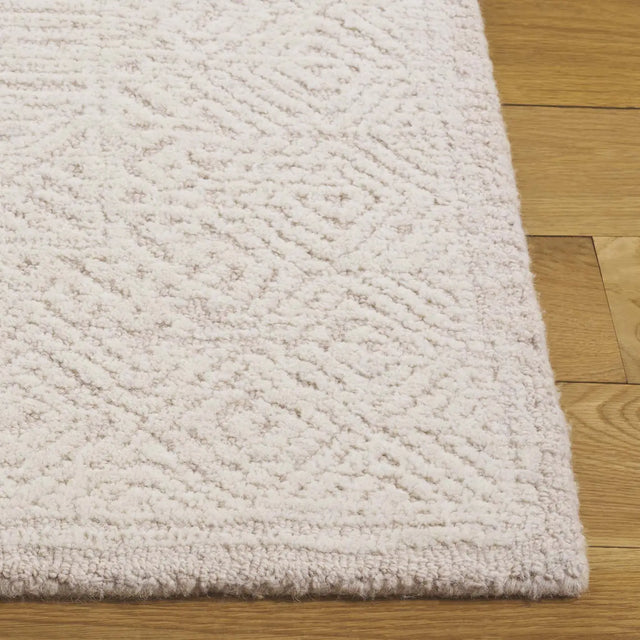 Safavieh Abstract 4'-0" x 6'-0" Rug in Beige
