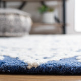 Safavieh Blossom 4'-0" x 6'-0" Rug in Navy / Ivory