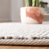 Safavieh Vermont 4'-0" x 6'-0" Rug in Ivory / Grey