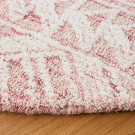 Safavieh Metro 6'-0" x 6'-0" Rug in Dark Pink / Ivory