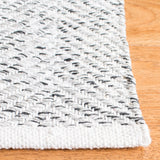 Safavieh Nantucket 4'-0" x 6'-0" Rug in Charcoal