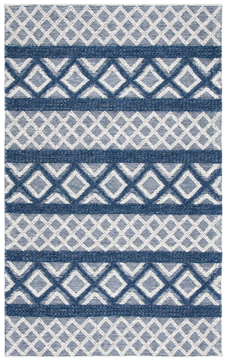 Safavieh Vermont 4'-0" x 6'-0" Rug in Ivory / Blue