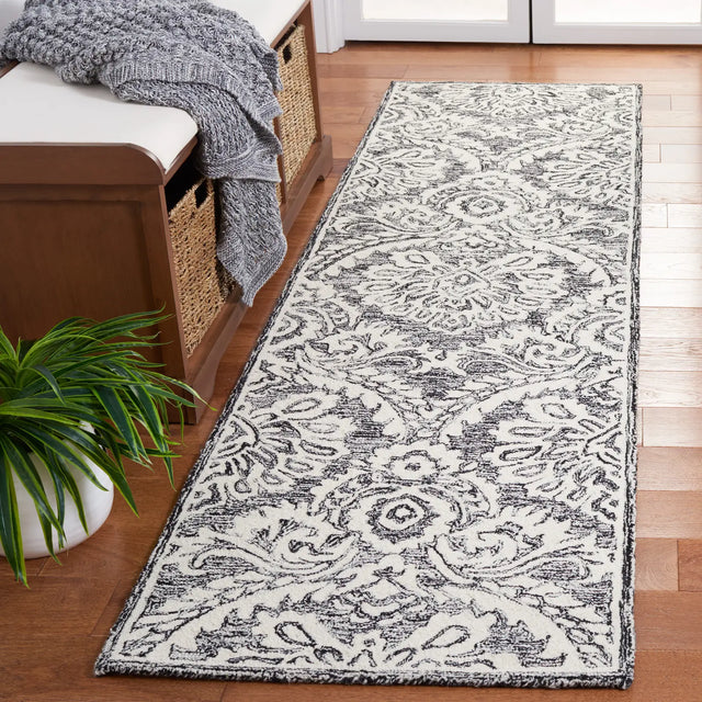Safavieh Blossom 2'-3" x 8'-0" Rug in Black / Ivory