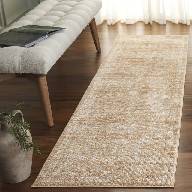 Safavieh Hazel 500 2'-2" x 8'-0" Rug in Gold / Ivory