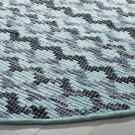 Safavieh Montauk 6'-0" x 6'-0" Rug in Turquoise / Blue/Black