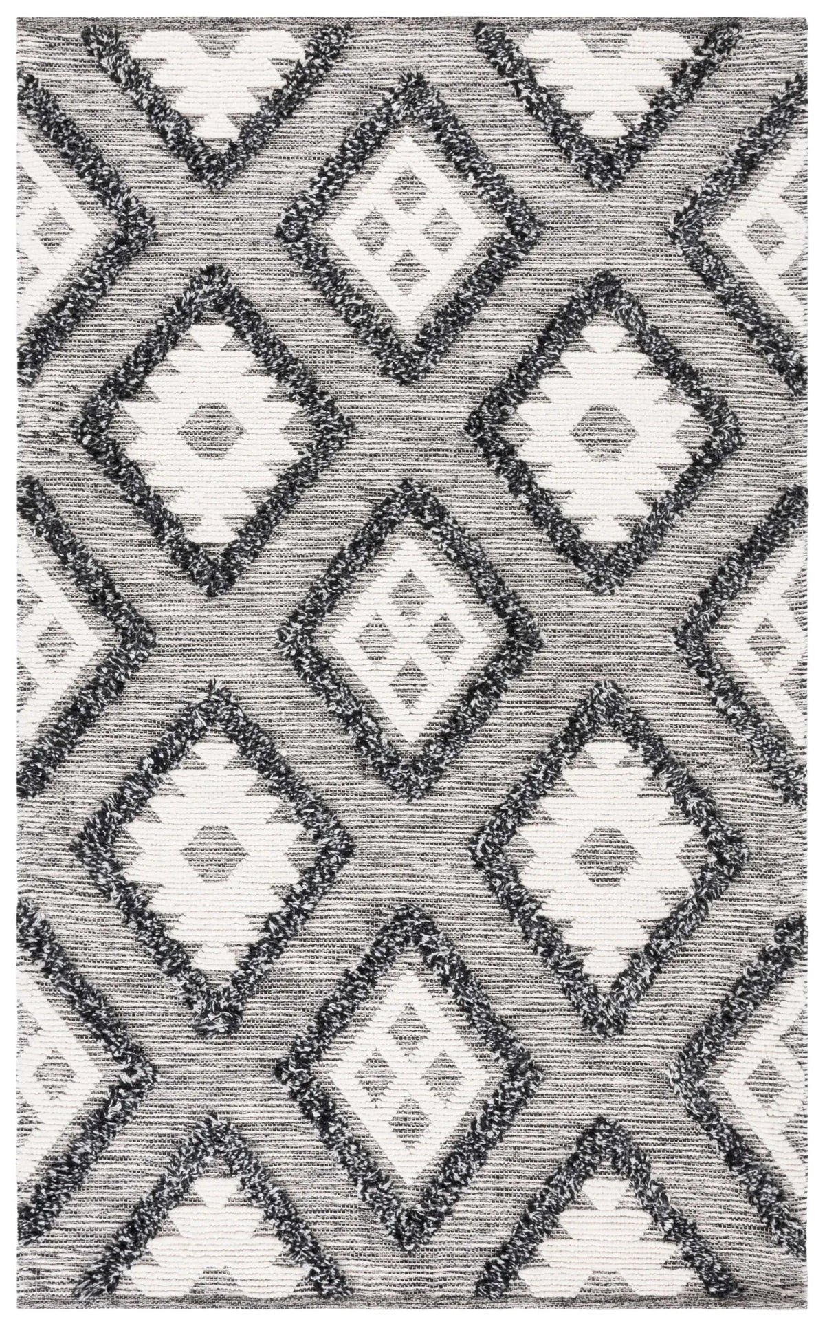 Safavieh Natura 4'-0" x 6'-0" Rug in Black / Ivory