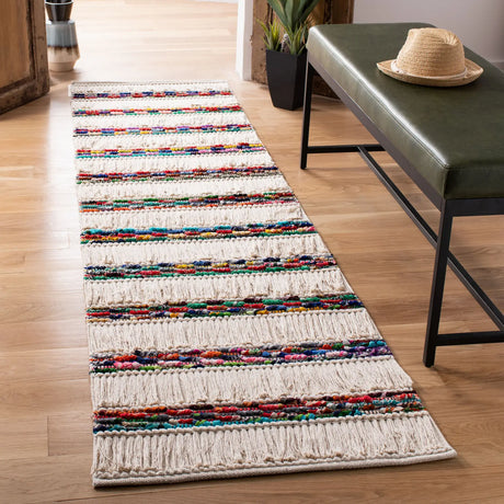Safavieh Natura 2'-3" x 8'-0" Rug in Ivory / Red