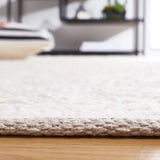 Safavieh Natura 4'-0" x 6'-0" Rug in Ivory / Beige