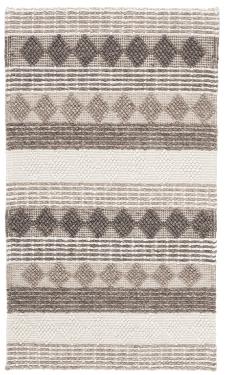 Safavieh Natura 3'-0" x 5'-0" Rug in Grey / Ivory