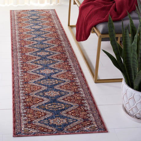 Safavieh Heirloom 700 2'-0" x 8'-0" Rug in Navy / Rust
