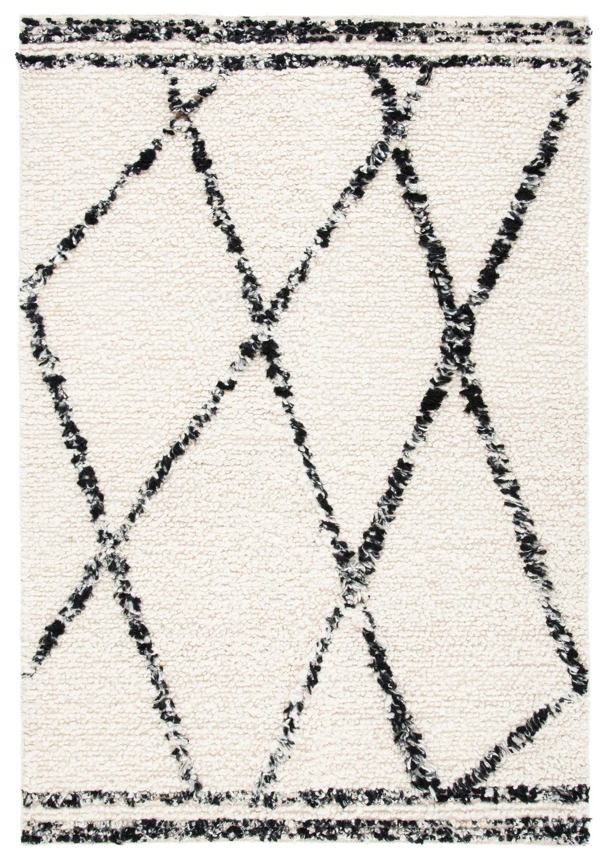 Safavieh Manhattan 4'-0" x 6'-0" Rug in Ivory / Black