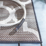 Safavieh Havana 4'-5" x 6'-5" Rug in Light Brown / Ivory