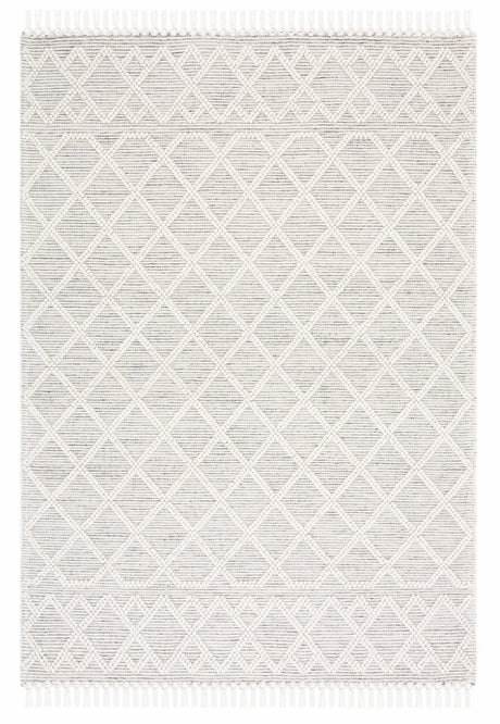 Safavieh Vermont 4'-0" x 6'-0" Rug in Black / Ivory