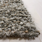 Safavieh Classic Shag 4'-0" x 6'-0" Rug in Grey