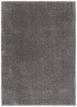 Safavieh Penelope Shag 4'-0" x 6'-0" Rug in Grey