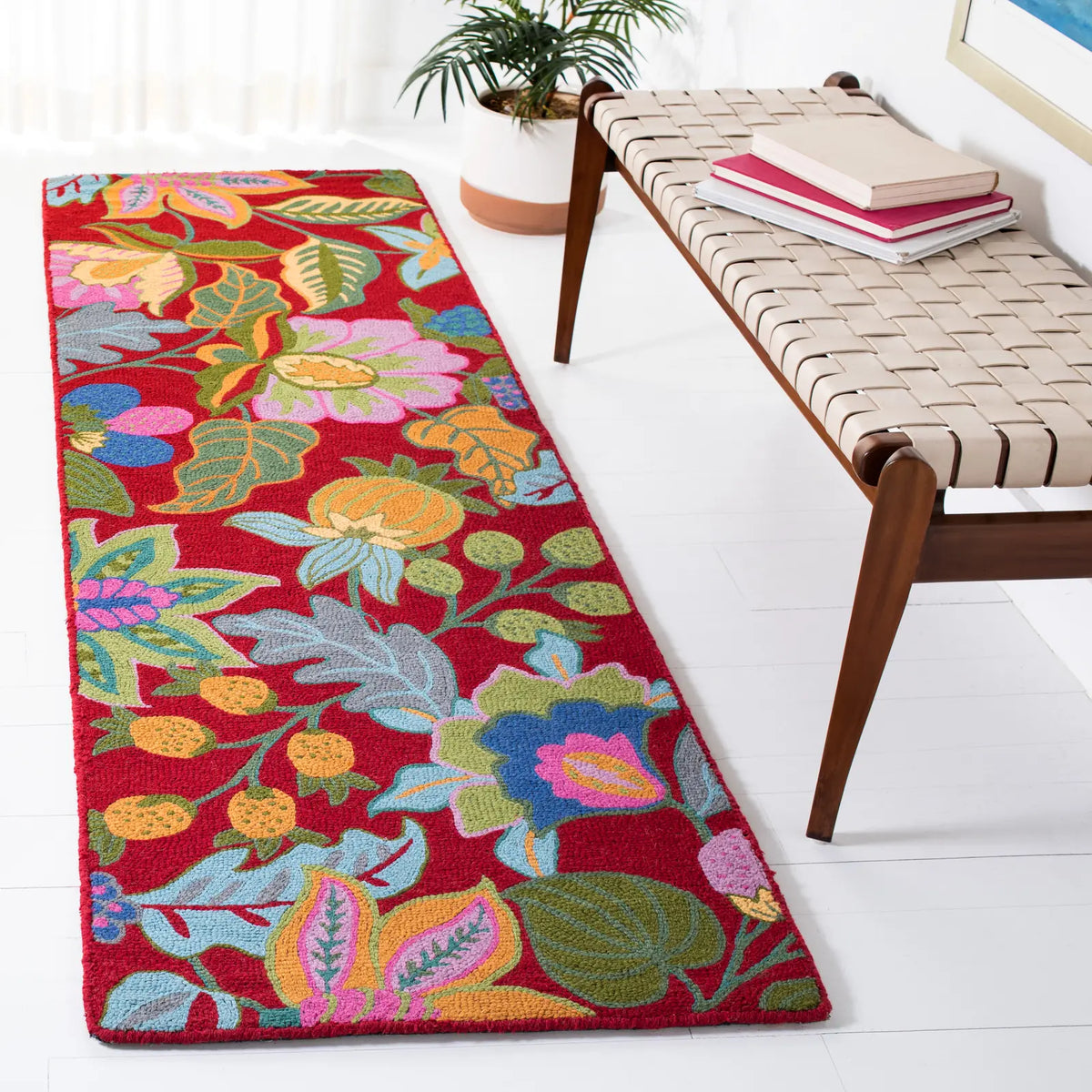 Safavieh Jardin 2'-3" x 8'-0" Rug in Red / Multi
