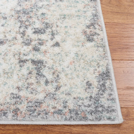 Safavieh Amsterdam 4'-0" x 6'-0" Rug in Beige / Grey