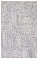 Safavieh Manhattan 4'-0" x 6'-0" Rug in Grey