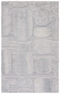 Safavieh Manhattan 4'-0" x 6'-0" Rug in Grey