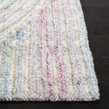 Safavieh Southampton 4'-0" x 6'-0" Rug in Pink / Blue