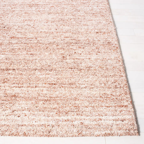 Safavieh Himalaya 5'-0" x 8'-0" Rug in Pink