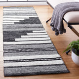 Safavieh Kilim 2'-3" x 9'-0" Rug in Ivory / Black