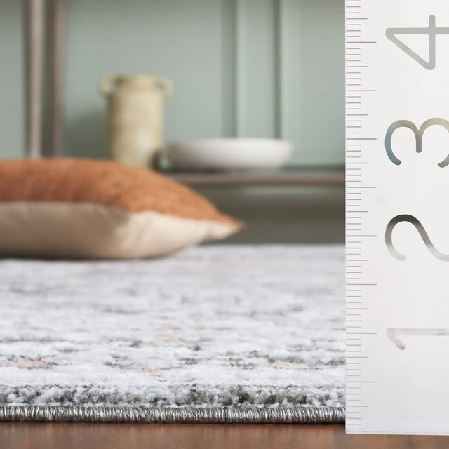 Safavieh Scarlett 400 4'-0" x 6'-0" Rug in Green / Ivory Rust