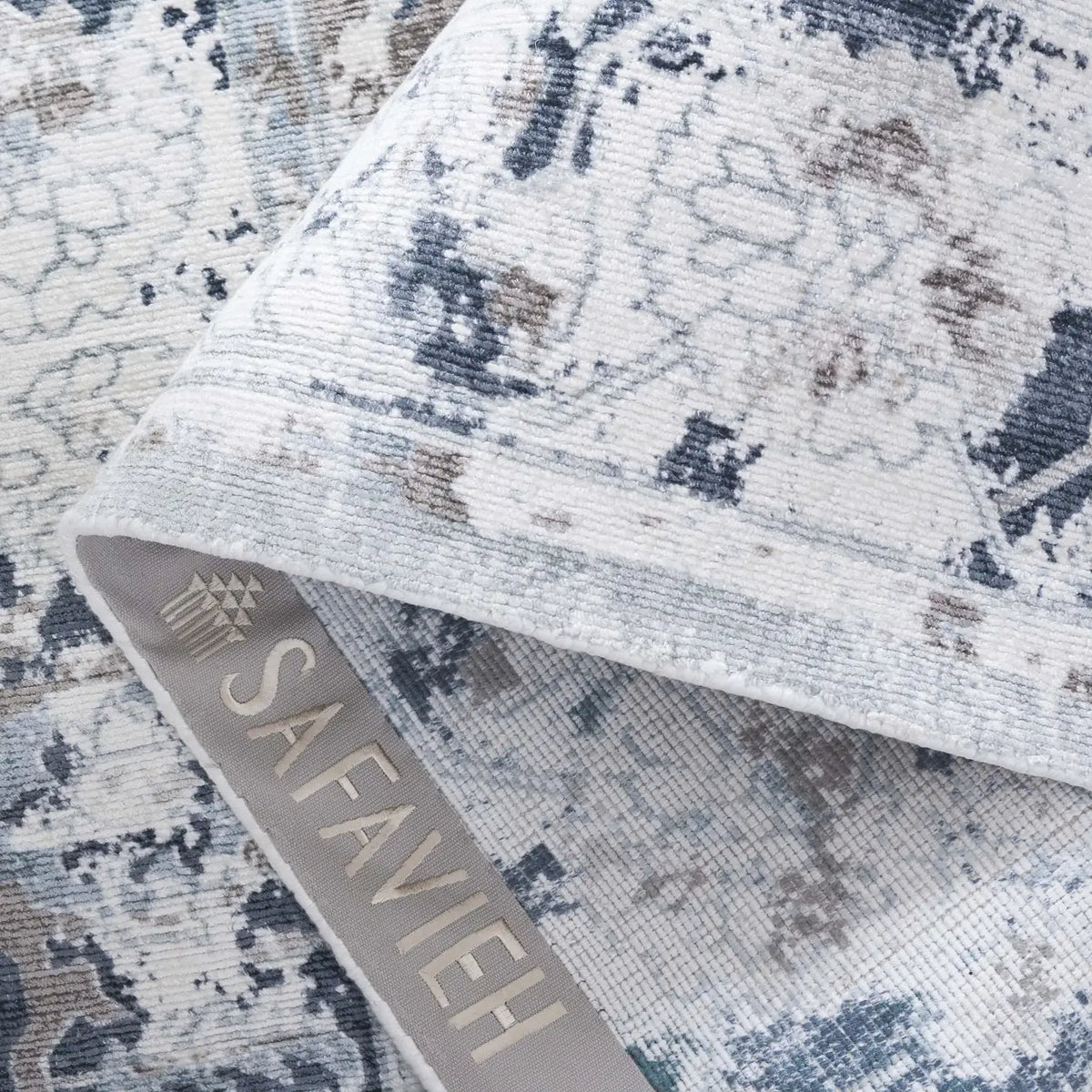 Safavieh Mirage 6'-0" x 9'-0" Rug in Blue / Creme