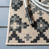 Safavieh Veranda 6'-7" x 9'-6" Rug in Beige / Grey