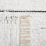 Safavieh Casablanca 4'-0" x 6'-0" Rug in Ivory / Black