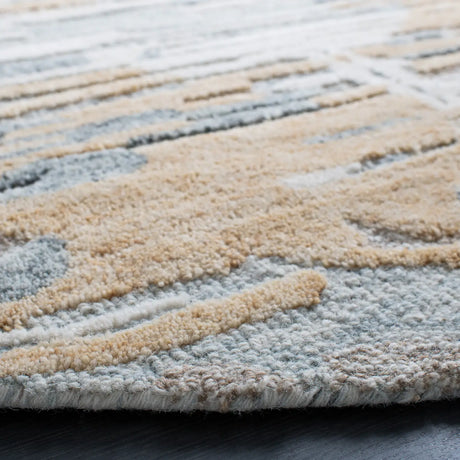Safavieh Metro 6'-0" x 6'-0" Rug in Natural / Gold