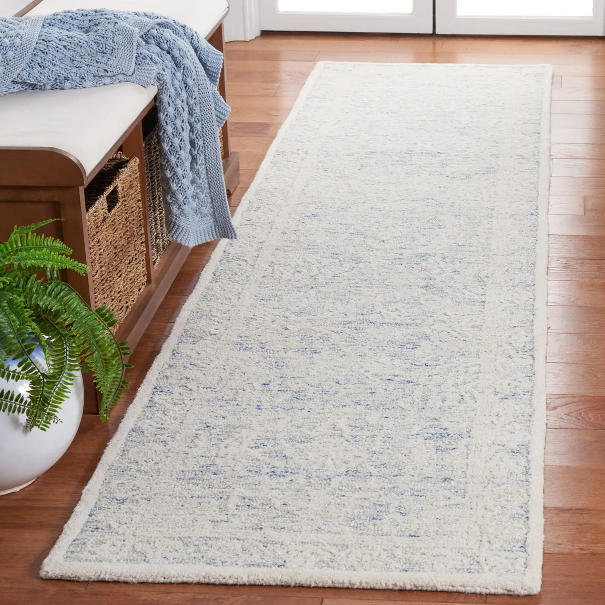 Safavieh Ebony 2'-3" x 9'-0" Rug in Blue / Ivory