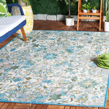 Safavieh Barbados 500 4'-0" x 6'-0" Rug in Ivory / Light Blue