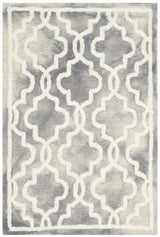 Safavieh Dip Dye 2'-0" x 3'-0" Rug in Grey / Ivory