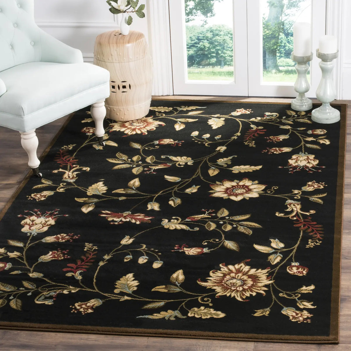Safavieh Lyndhurst 5'-3" x 7'-6" Rug in Black / Multi
