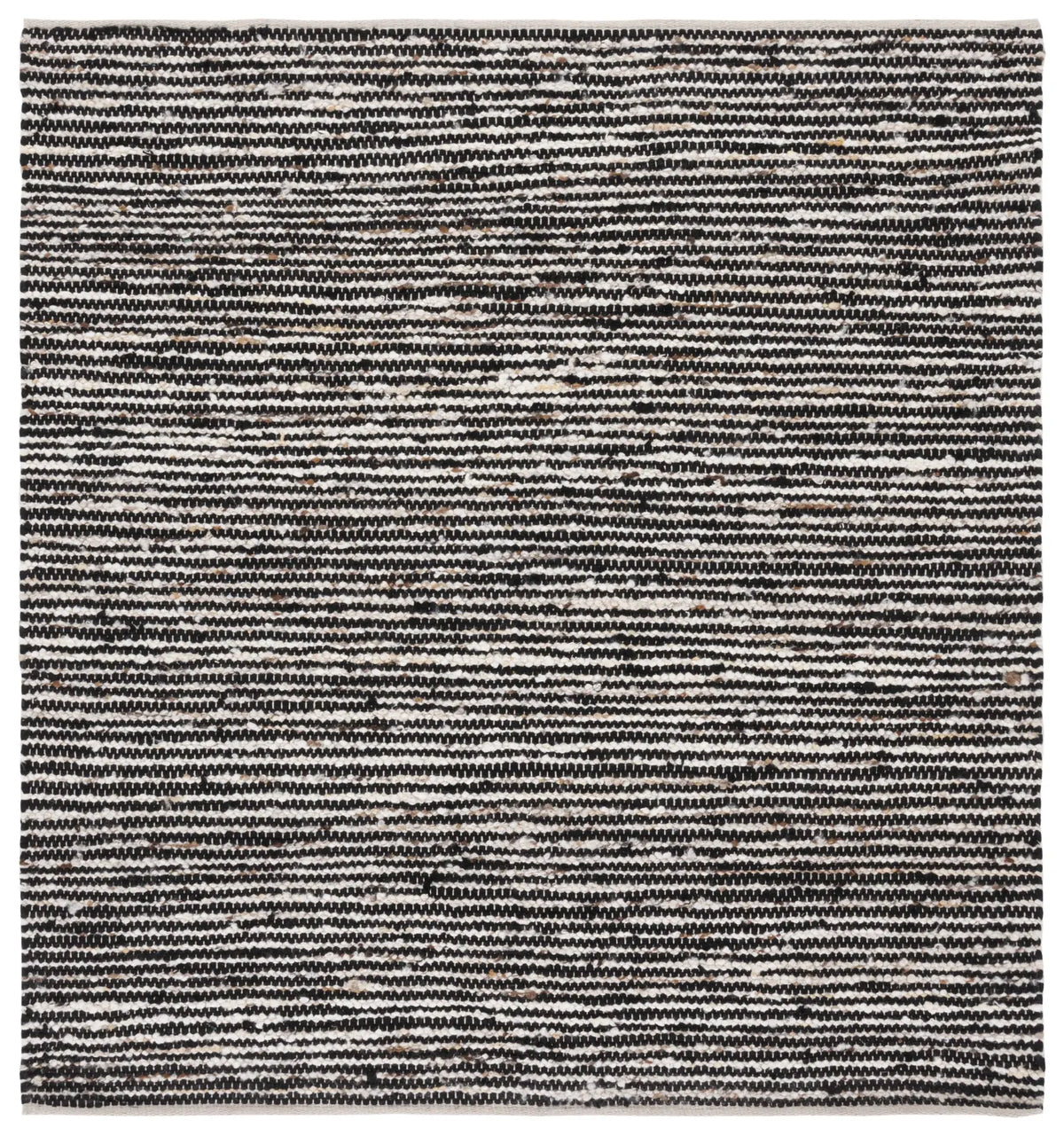 Safavieh Natura 6'-0" x 6'-0" Rug in Black / Ivory