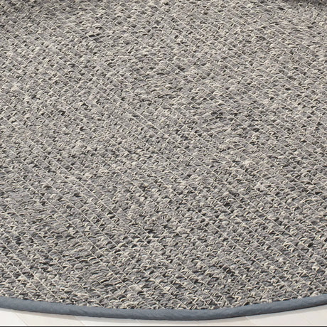 Safavieh Montauk 6'-0" x 6'-0" Rug in Blue / Multi