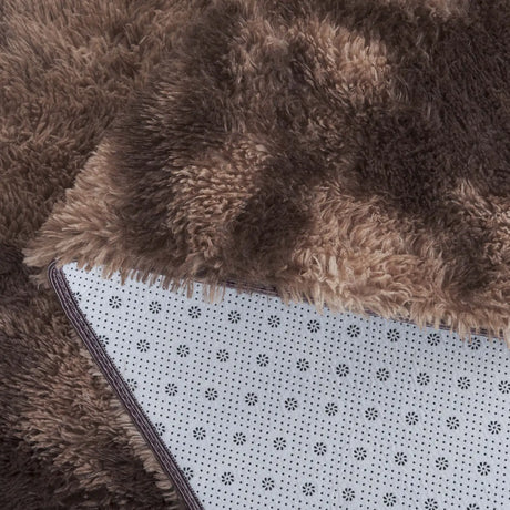 Safavieh Rainbow Shag 4'-0" x 6'-0" Rug in Brown