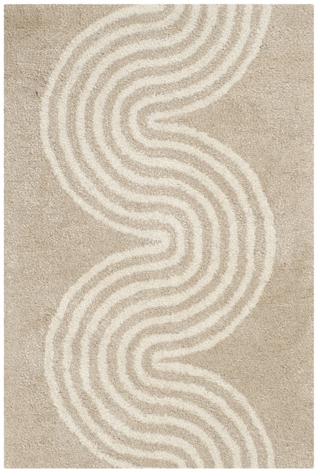 Safavieh Chatham 2'-0" x 3'-0" Rug in Beige / Ivory