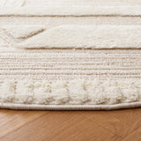 Safavieh Urban 6'-7" x 6'-7" Rug in Ivory / Beige