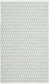 Safavieh Montauk 2'-3" x 3'-9" Rug in Light Green / Ivory