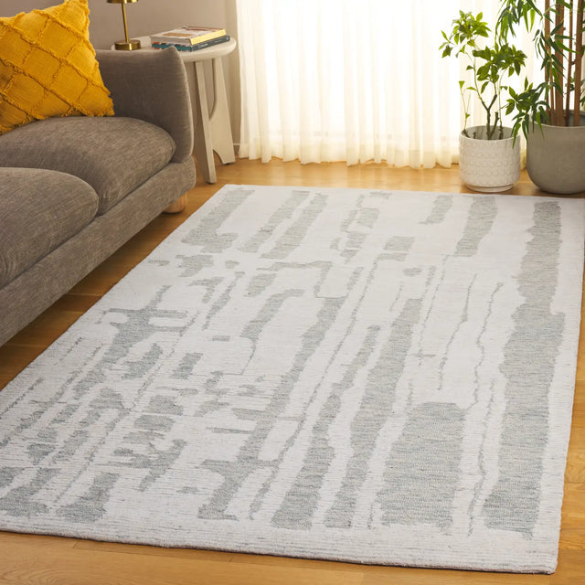 Safavieh Harvest 4'-0" x 6'-0" Rug in Ivory / Light Blue