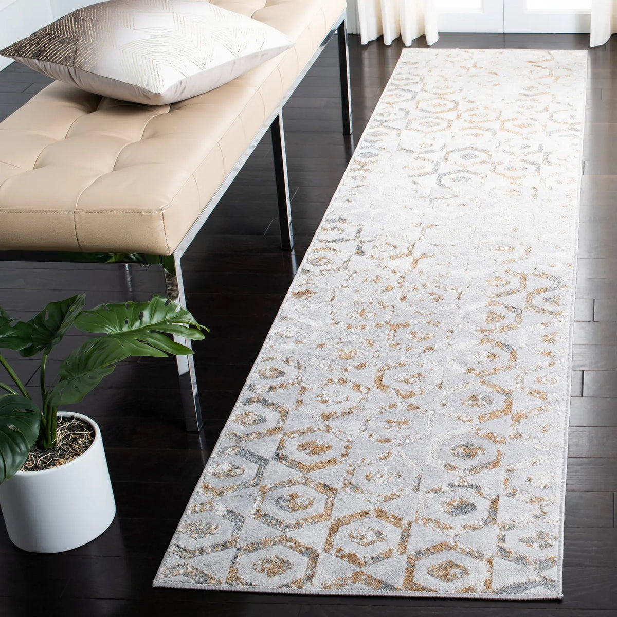 Safavieh Orchard 2'-2" x 9'-0" Rug in Grey / Gold