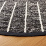 Safavieh Kilim 6'-0" x 6'-0" Rug in Black / Ivory