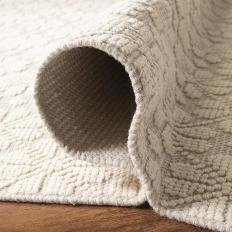 Safavieh Martha Stewart 4'-0" x 6'-0" Rug in Ivory